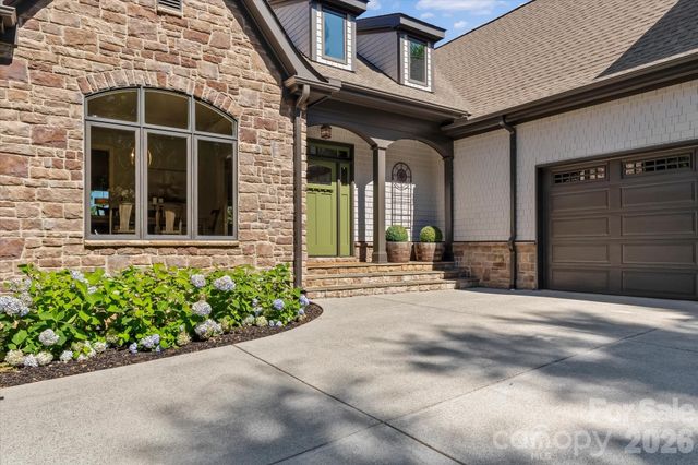 12820 Westmoreland Farm Road, Davidson, NC 28036