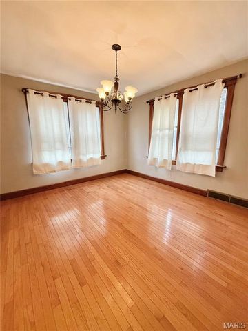 533 S PENNSYLVANIA Avenue S, Belleville, IL 62220