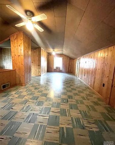 533 S PENNSYLVANIA Avenue S, Belleville, IL 62220