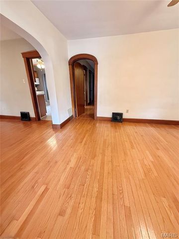 533 S PENNSYLVANIA Avenue S, Belleville, IL 62220