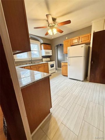 533 S PENNSYLVANIA Avenue S, Belleville, IL 62220