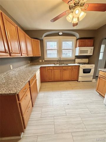 533 S PENNSYLVANIA Avenue S, Belleville, IL 62220