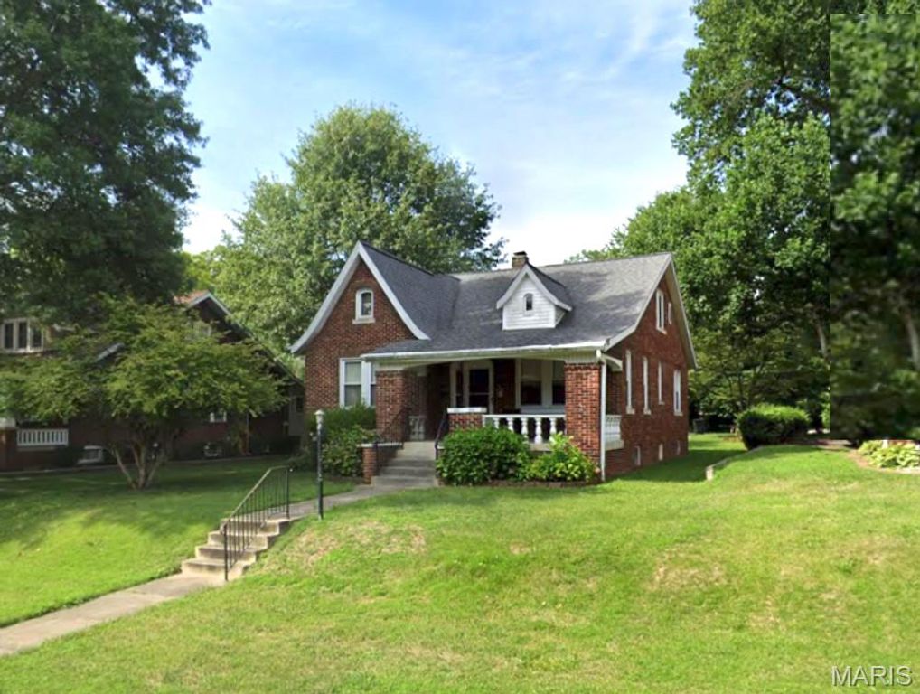 533 S PENNSYLVANIA Avenue S, Belleville, IL 62220