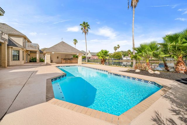 4510 Lake Bistineau Dr, Corpus Christi, TX 78413