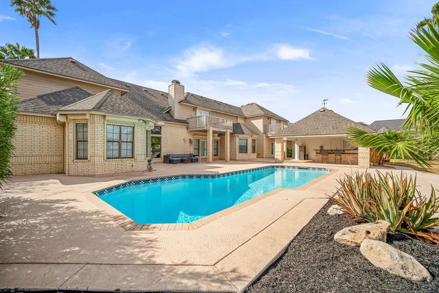 4510 Lake Bistineau Dr, Corpus Christi, TX 78413