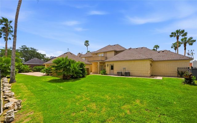 4510 Lake Bistineau Dr, Corpus Christi, TX 78413