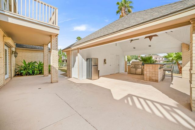 4510 Lake Bistineau Dr, Corpus Christi, TX 78413