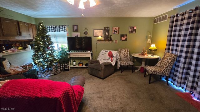 710 Belrock Avenue, Belpre, OH 45714