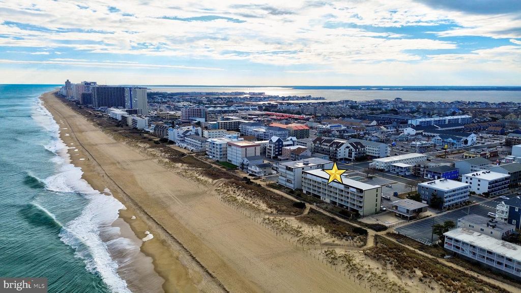 Image 2 of property listing at 12305 WIGHT ST #310, Ocean City, MD 21842