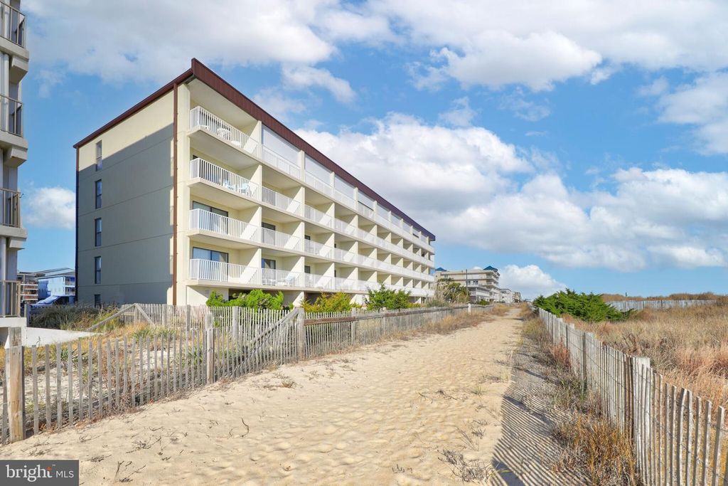 Image 23 of property listing at 12305 WIGHT ST #310, Ocean City, MD 21842