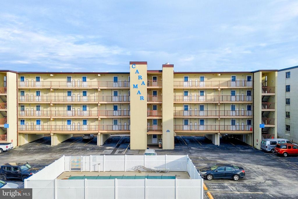 Image 3 of property listing at 12305 WIGHT ST #310, Ocean City, MD 21842
