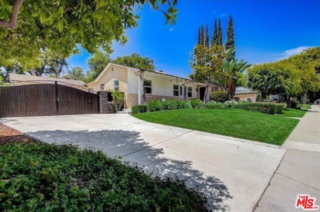 4847 Crown Avenue, La Canada Flintridge, CA 91011