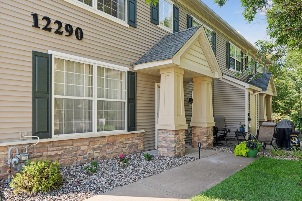 12290 Urbank Street NE D, Blaine, MN 55449