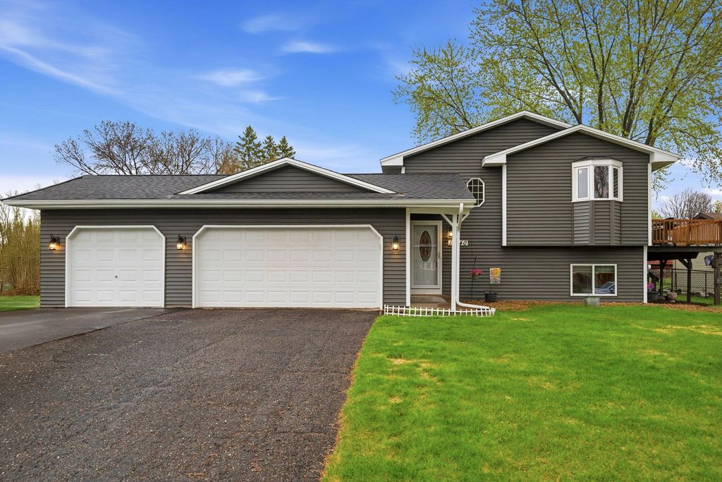 12040 Oregon Circle N, Champlin, MN 55316