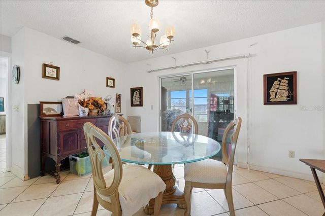 806 HILLSIDE AVENUE, Lake Wales, FL 33853