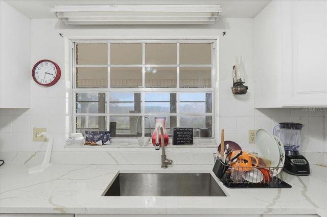 806 HILLSIDE AVENUE, Lake Wales, FL 33853