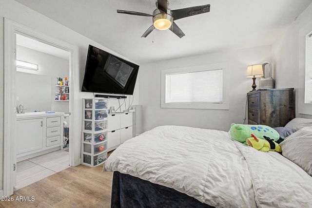 2208 W SAN MIGUEL Avenue, Phoenix, AZ 85015