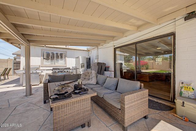 2208 W SAN MIGUEL Avenue, Phoenix, AZ 85015