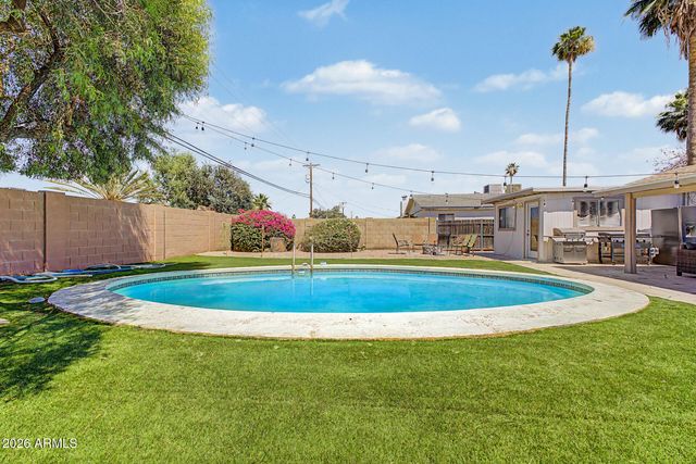 2208 W SAN MIGUEL Avenue, Phoenix, AZ 85015