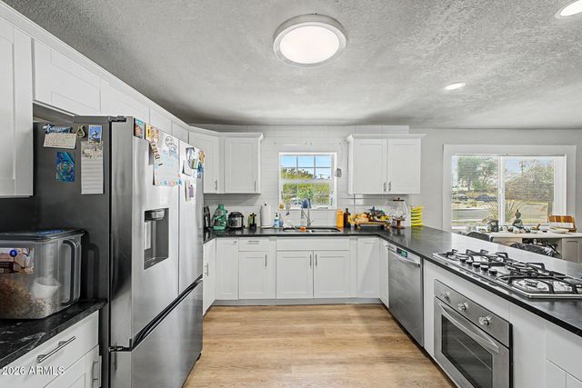 2208 W SAN MIGUEL Avenue, Phoenix, AZ 85015