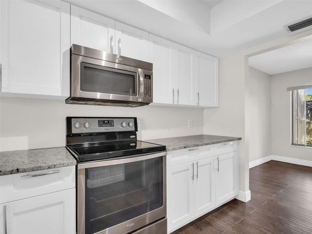 1801 E LAKE ROAD 20C, Palm Harbor, FL 34685