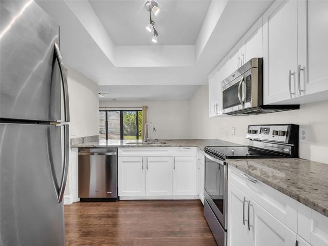 1801 E LAKE ROAD 20C, Palm Harbor, FL 34685