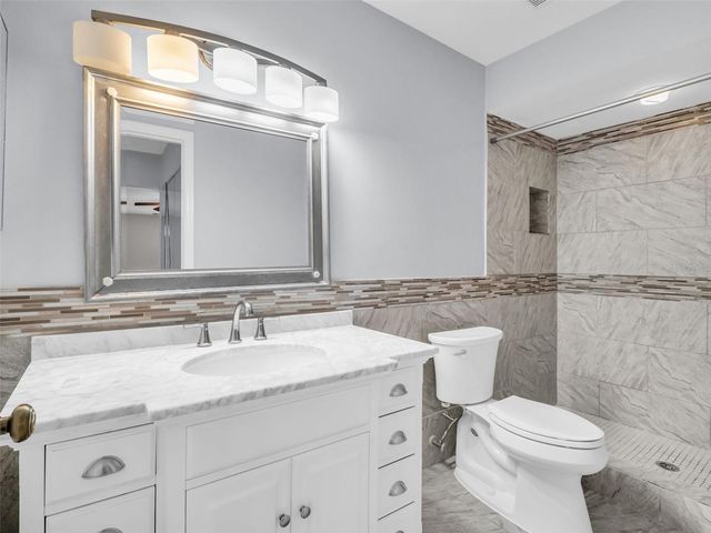 1801 E LAKE ROAD 20C, Palm Harbor, FL 34685