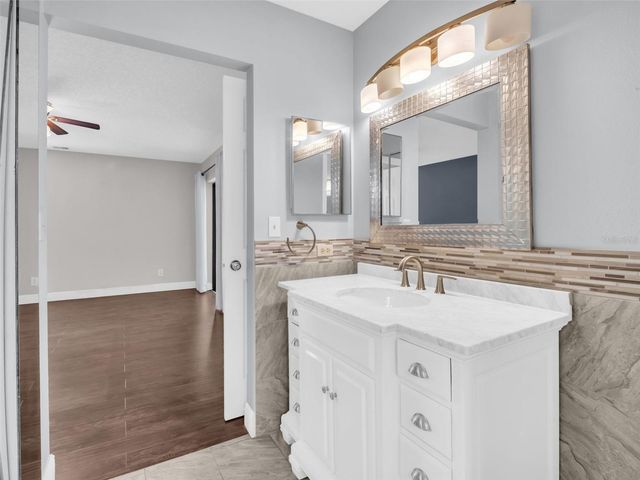 1801 E LAKE ROAD 20C, Palm Harbor, FL 34685