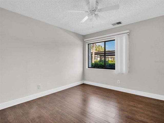 1801 E LAKE ROAD 20C, Palm Harbor, FL 34685