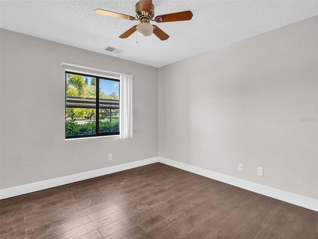 1801 E LAKE ROAD 20C, Palm Harbor, FL 34685