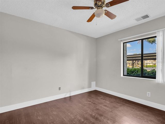 1801 E LAKE ROAD 20C, Palm Harbor, FL 34685