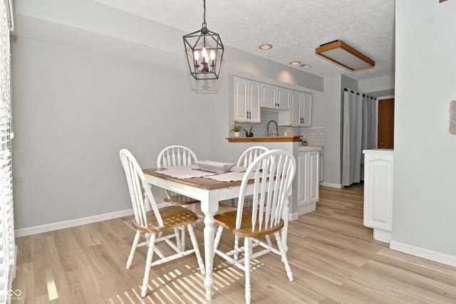 4758 Stansbury Lane, Indianapolis, IN 46254