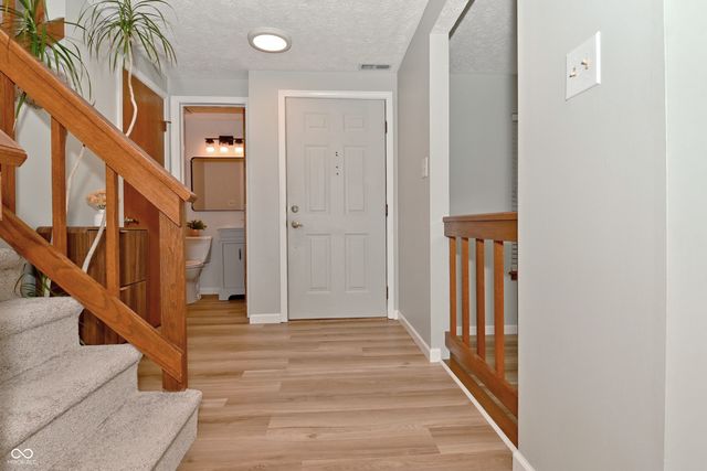 4758 Stansbury Lane, Indianapolis, IN 46254