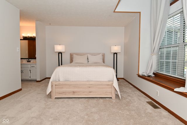 4758 Stansbury Lane, Indianapolis, IN 46254