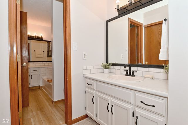 4758 Stansbury Lane, Indianapolis, IN 46254