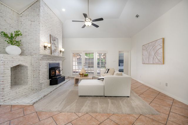 4703 El Brevo Court, Arlington, TX 76017