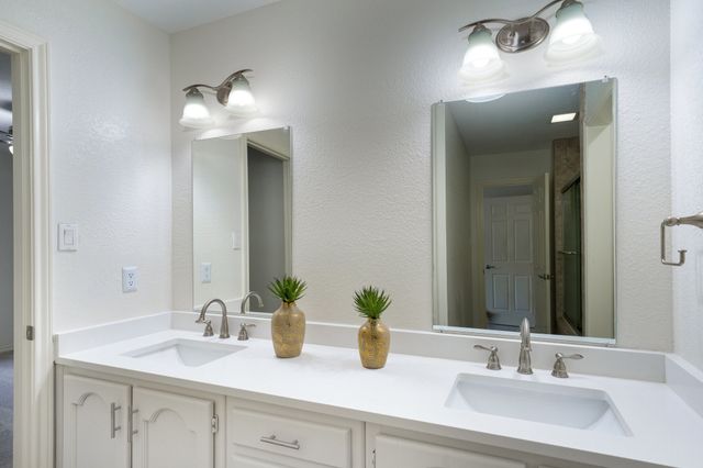 4703 El Brevo Court, Arlington, TX 76017