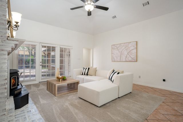 4703 El Brevo Court, Arlington, TX 76017