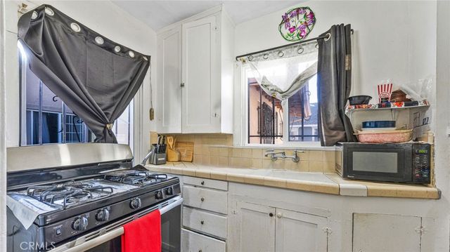 535 W Olive, Inglewood, CA 90301