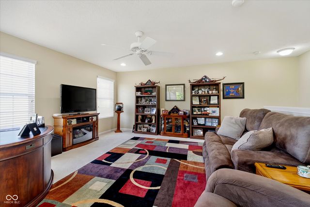 13486 E 131st Street 1401, Fishers, IN 46037