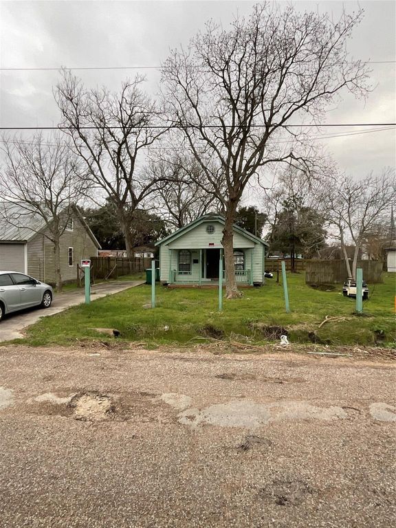 624 Rosedale Street, La Marque, TX 77568