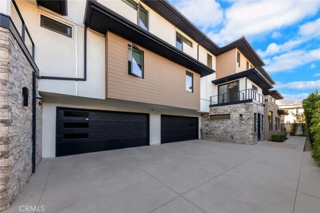 125 California Street B, Arcadia, CA 91006