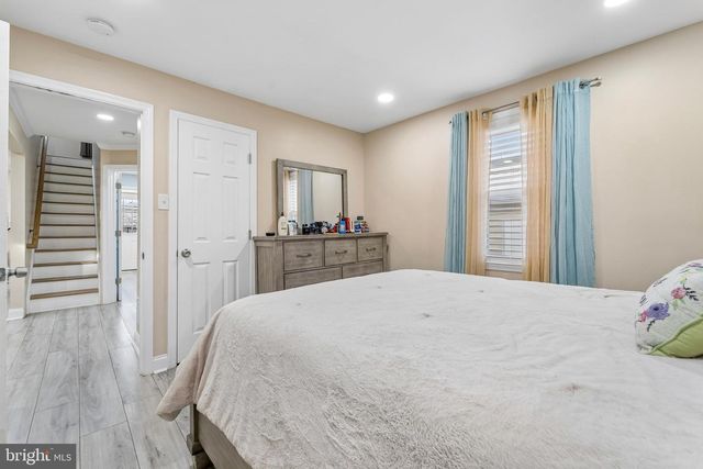 1016 LEIPER ST, Crum Lynne, PA 19022