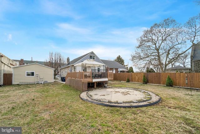 1016 LEIPER ST, Crum Lynne, PA 19022