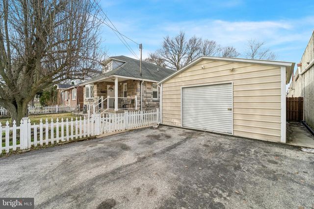 1016 LEIPER ST, Crum Lynne, PA 19022