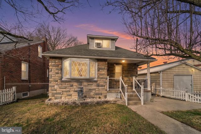 1016 LEIPER ST, Crum Lynne, PA 19022