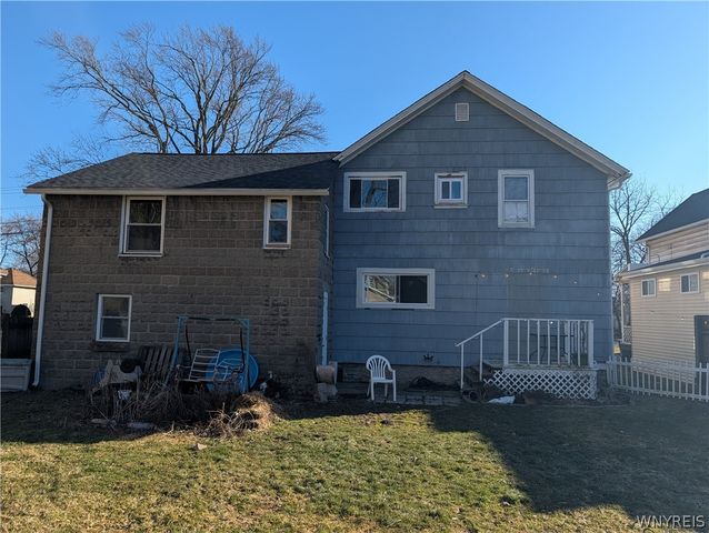 275 Ontario Street, Lockport City, NY 14094