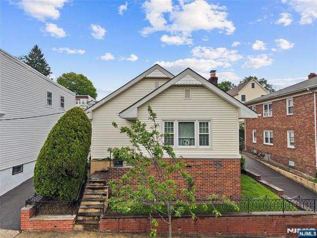 94 Maple, Kearny, NJ 07032