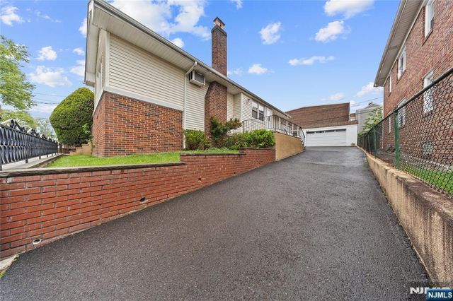 94 Maple, Kearny, NJ 07032