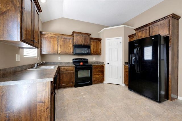 23545 W 126TH Terrace, Olathe, KS 66061